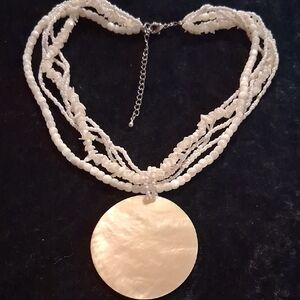 Mother of Pearl Cream Necklace with Round Pendant
